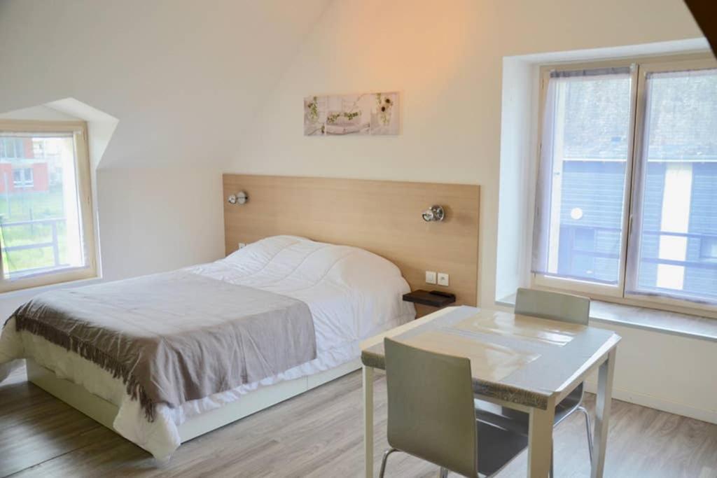 La Petite Maison Appartement 2 Avoine Εξωτερικό φωτογραφία